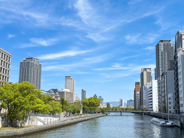 確かな技術と誠実な施工で
建物の未来を支えます